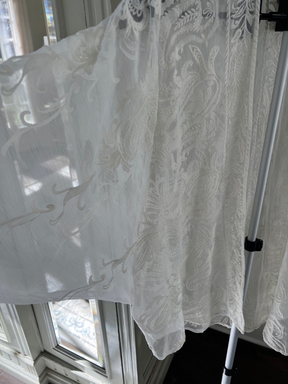 White Lace Open-Front Women's Kimono Blouse - Picture 7 of 9